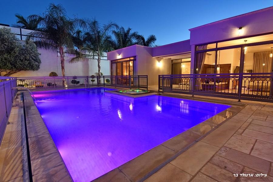 196479 גלריה חיצונית, מתחם הנופש רינג דה בל, וילה  בפוריה עילית וילות - Vila 4 U