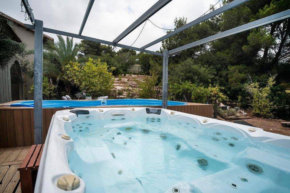 200644 גלריה כללית, וילה לה פטלונה, וילה  בכפר ורדים וילות - Vila 4 U