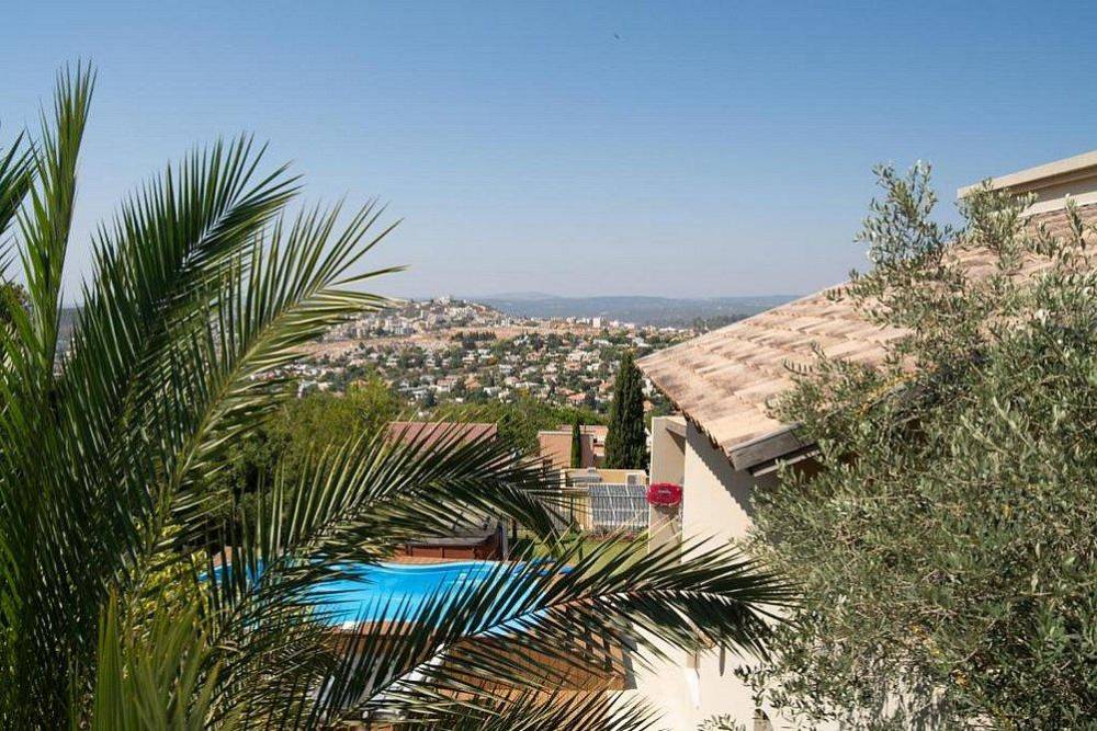 200650 גלריה כללית, וילה לה פטלונה, וילה  בכפר ורדים וילות - Vila 4 U