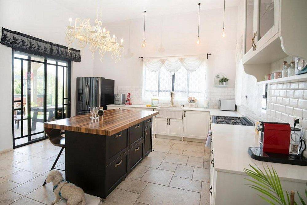 200663 גלריה כללית, וילה לה פטלונה, וילה  בכפר ורדים וילות - Vila 4 U