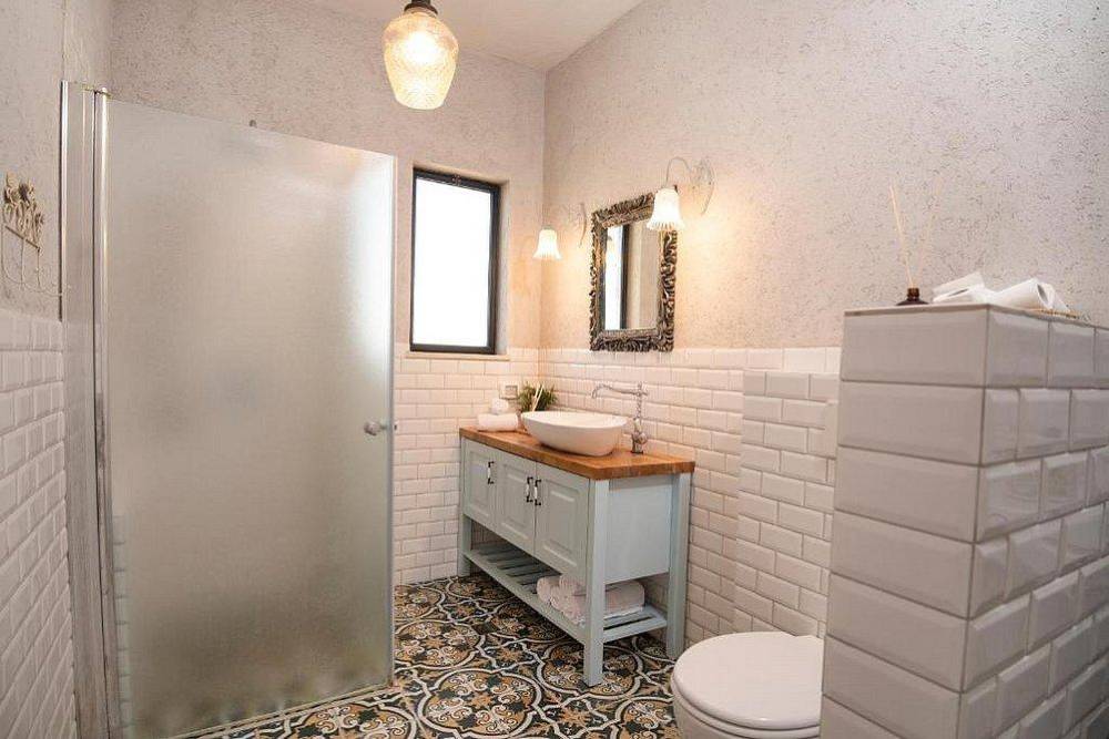 200675 גלרית פנים, וילה לה פטלונה, וילה  בכפר ורדים וילות - Vila 4 U