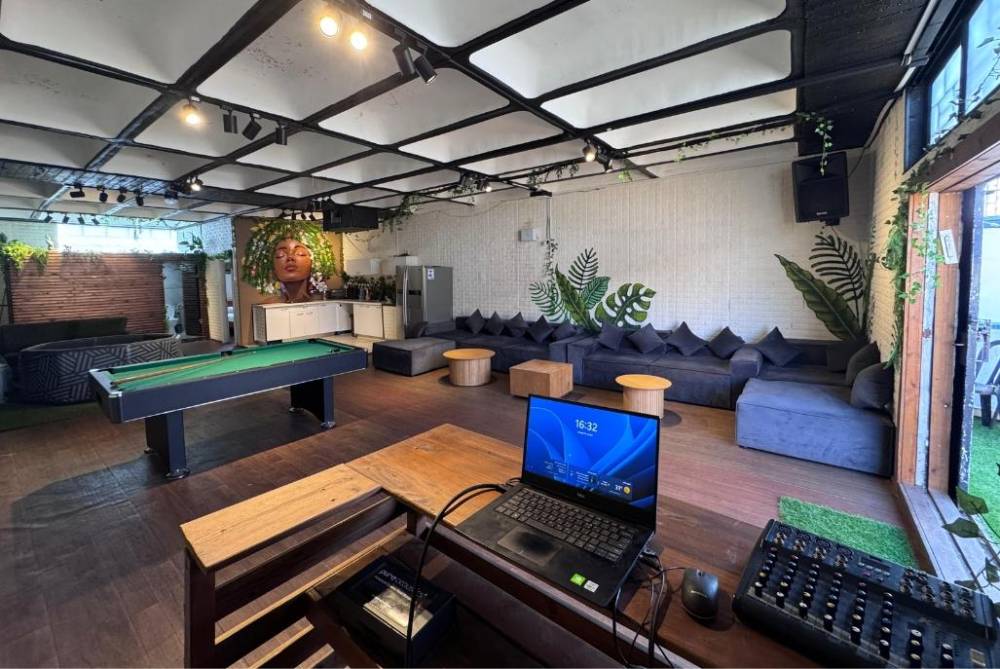 201510 גרין האוס גלריה מייצגת, גרין האוס לופט, וילה  בראשון לציון וילות - Vila 4 U