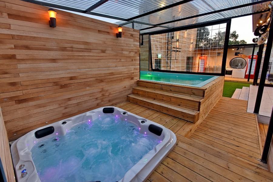 204204 מתחם חוץ, בלו סקיי, וילה  בפתח תקווה וילות - Vila 4 U