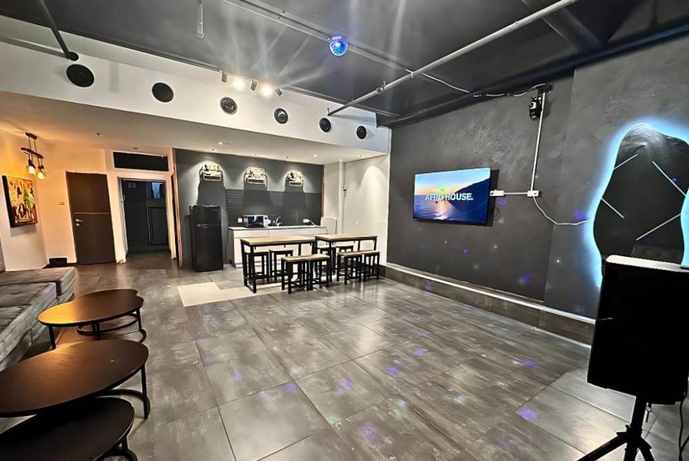 205493 גלריה כללית, סניורה סוויט | Senyora Suite TLV, וילה  בתל אביב וילות - Vila 4 U