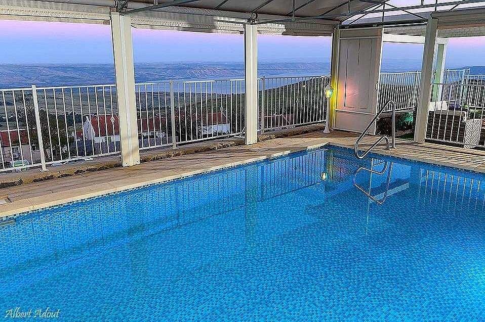 209538 מתחם החוץ המשקיף לכנרת, וילה סלו מול הכנרת, וילה  בנוף כנרת וילות - Vila 4 U