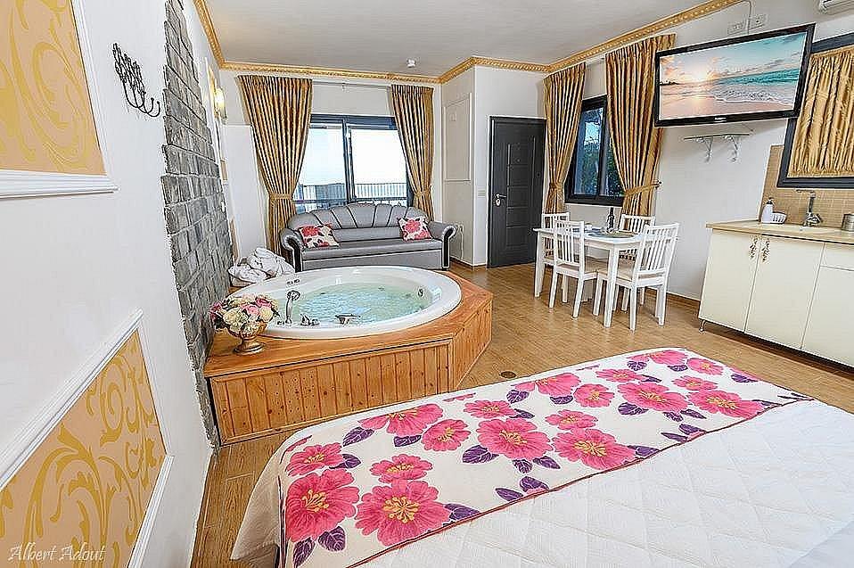 209587 סוויטת שיר, וילה סלו מול הכנרת, וילה  בנוף כנרת וילות - Vila 4 U