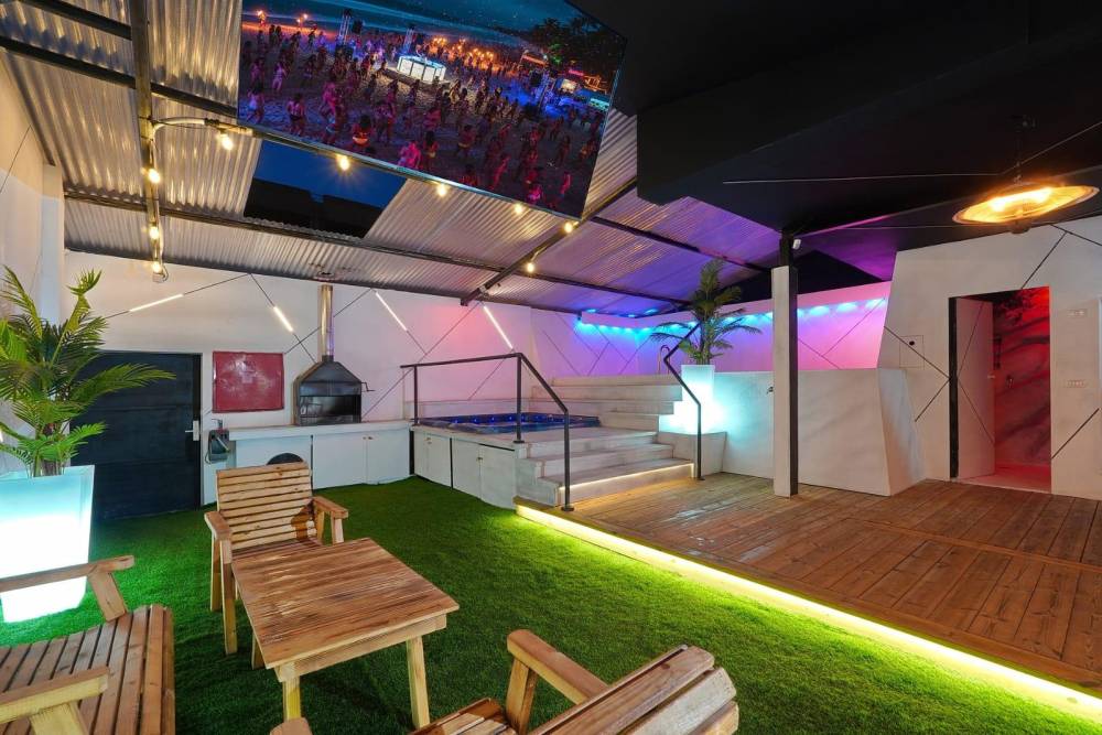 210167 מתחם חיצוני, מתחם אירוח וויט - White, וילה  בהוד השרון וילות - Vila 4 U