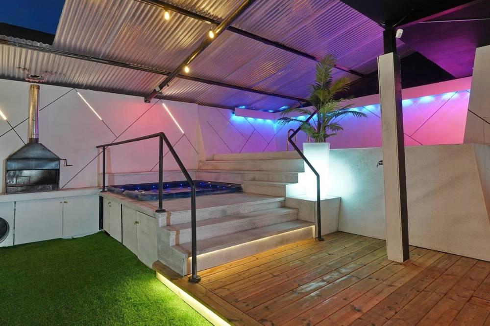 210244 מתחם חיצוני, מתחם האירוח וויט - White, וילה  בהוד השרון וילות - Vila 4 U