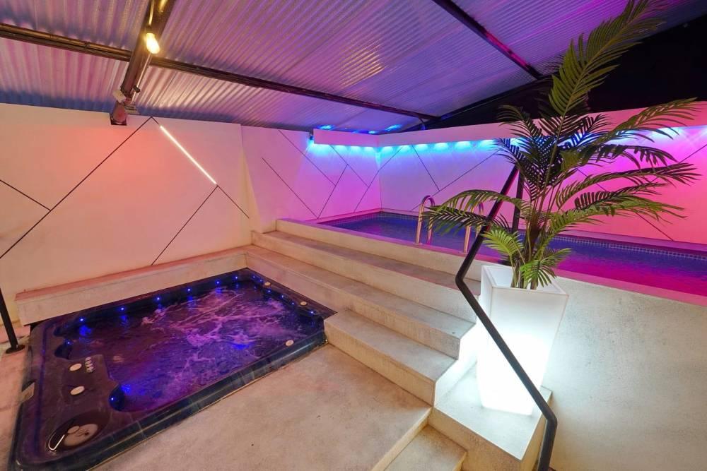 210246 מתחם חיצוני, מתחם האירוח וויט - White, וילה  בהוד השרון וילות - Vila 4 U