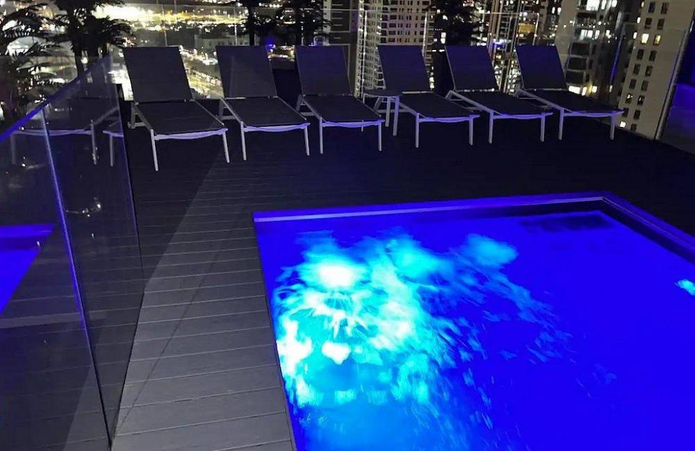 210406 המתחם המקורה בריכה ונוף, דה סקיי פנטהאוז - The sky penthouse, וילה  בראשון לציון וילות - Vila 4 U