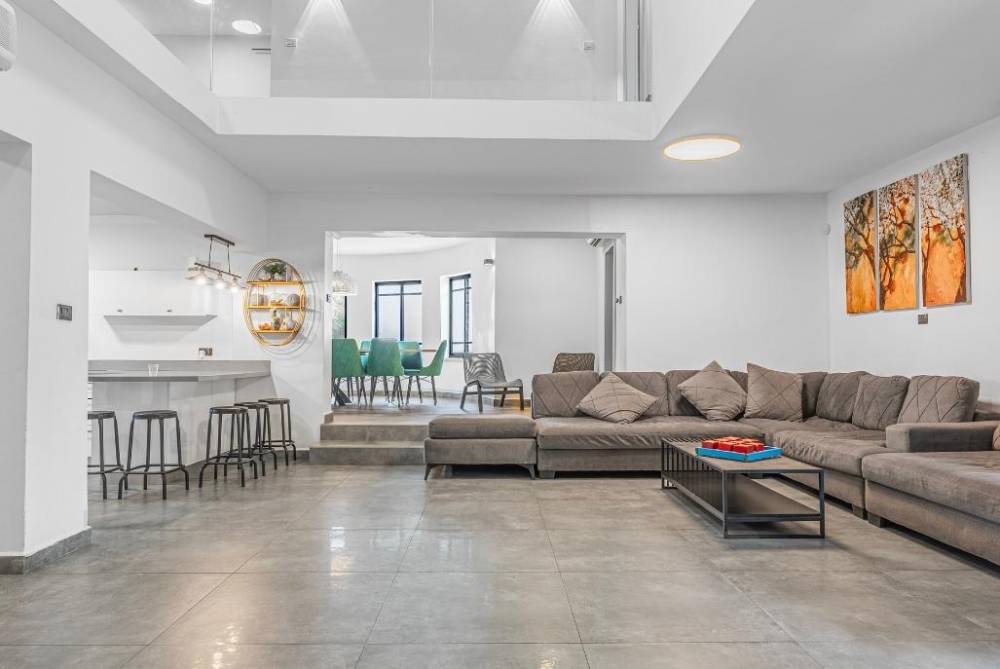 210545 מתחם פנימי, וילה קאסה רויאל, וילה  בשומרה וילות - Vila 4 U