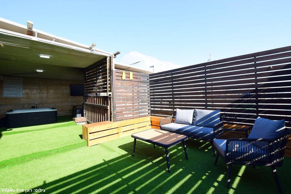 210680 גלרית חוץ, אחוזת ליאן נתניה, וילה  בנתניה וילות - Vila 4 U
