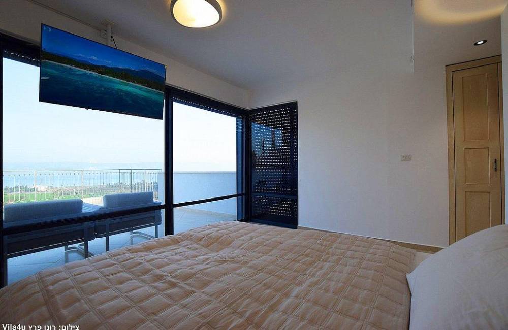 211325 גלריה כללית, מלרוז על הכנרת, וילה  במגדל וילות - Vila 4 U