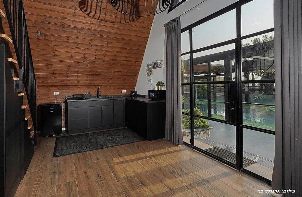 211511 גלרית הבקתות, אחוזת קמפניה נירה - Campagna Nera, וילה  בירכא וילות - Vila 4 U