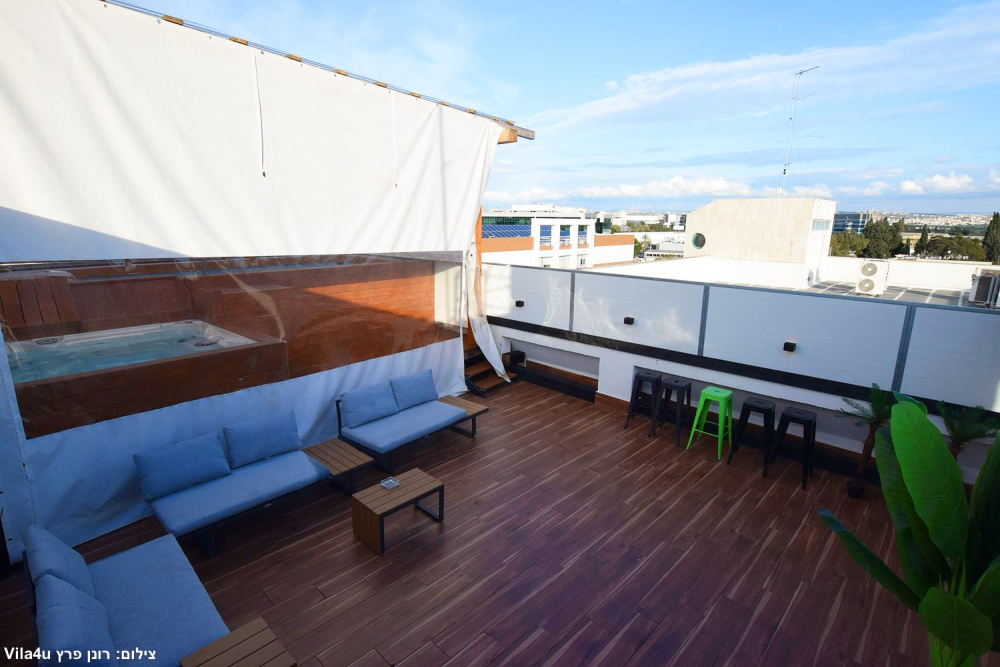 211663 גלריה כללית, סאנרייז על גג העולם, וילה  בכפר סבא וילות - Vila 4 U