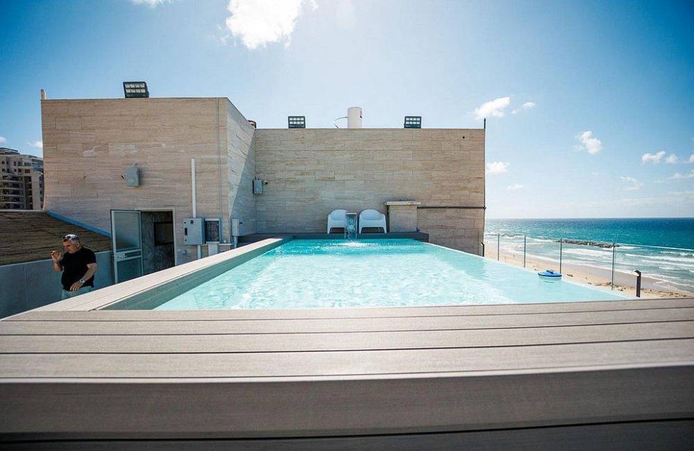 212004 מתחם הג, הבריכה ונוף לים, פנטהאוז שונית אשקלון, וילה  באשקלון וילות - Vila 4 U