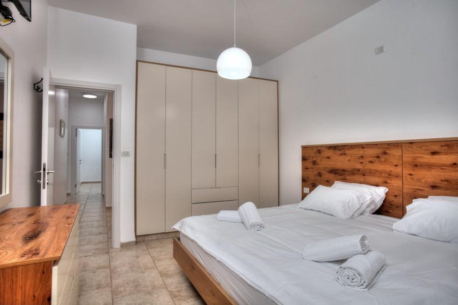 212181 גלרית פנים, וילת יוקרה - אחוזת נשרים, וילה  בספסופה וילות - Vila 4 U