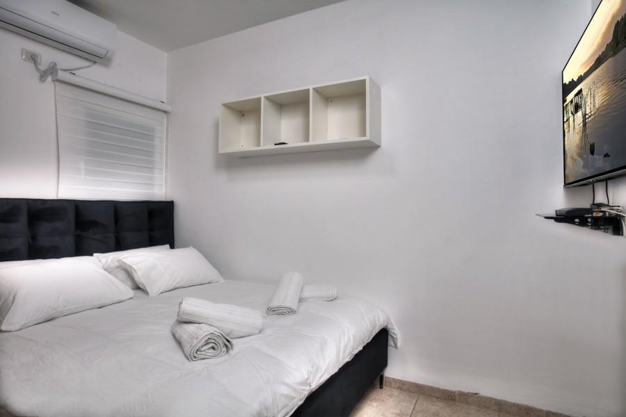 212183 גלרית פנים, וילת יוקרה - אחוזת נשרים, וילה  בספסופה וילות - Vila 4 U