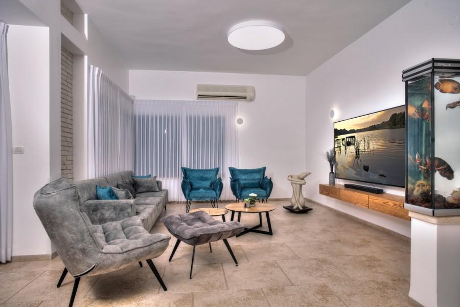 212192 גלרית פנים, וילת יוקרה - אחוזת נשרים, וילה  בספסופה וילות - Vila 4 U