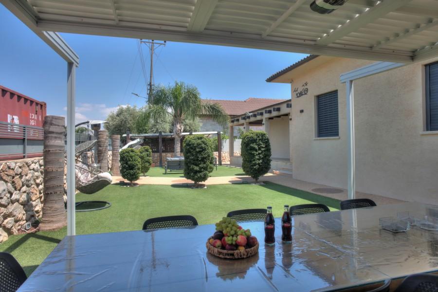 212204 גלרית חוץ, וילת יוקרה - אחוזת נשרים, וילה  בספסופה וילות - Vila 4 U