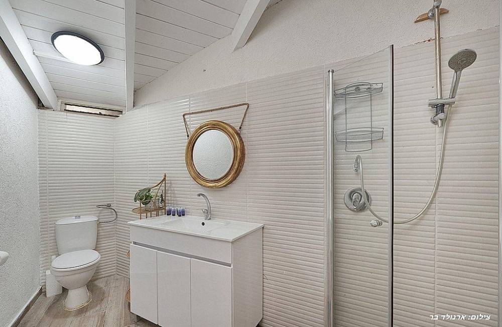 212402 גלרית פנים, וילה קאלי, וילה  בנוף כנרת וילות - Vila 4 U