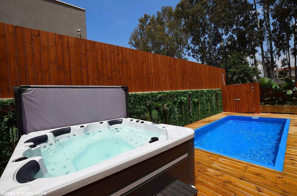 212600 מתחם חוץ, מתחם ליאן בוטיק בנימינה, וילה  בבנימינה וילות - Vila 4 U