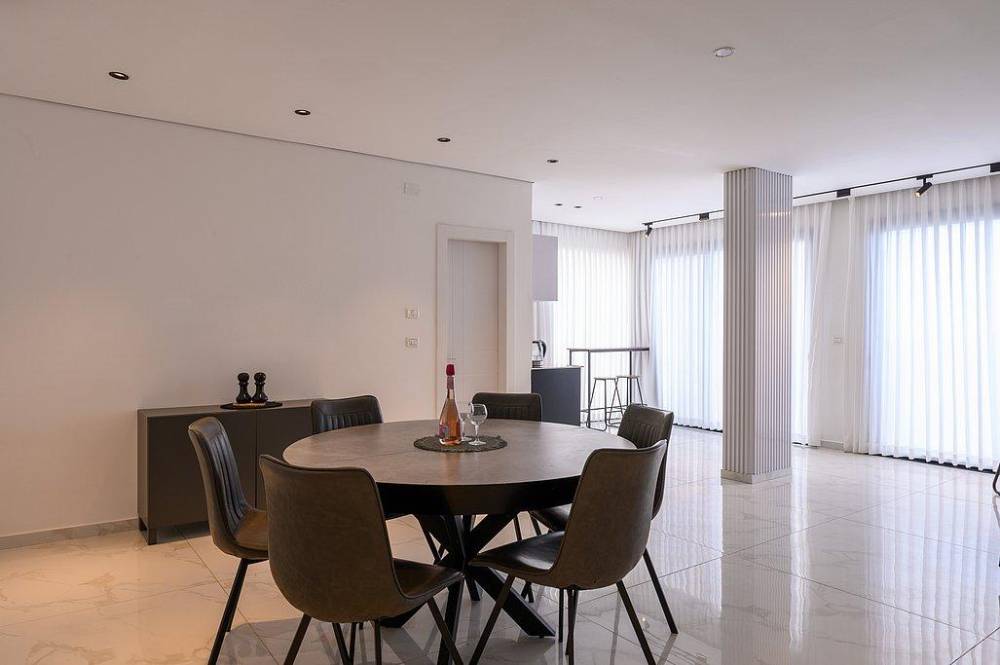 212661 פנים הוילה והיחידות, וילה לה מר - La Mer, וילה  בים המלח וילות - Vila 4 U