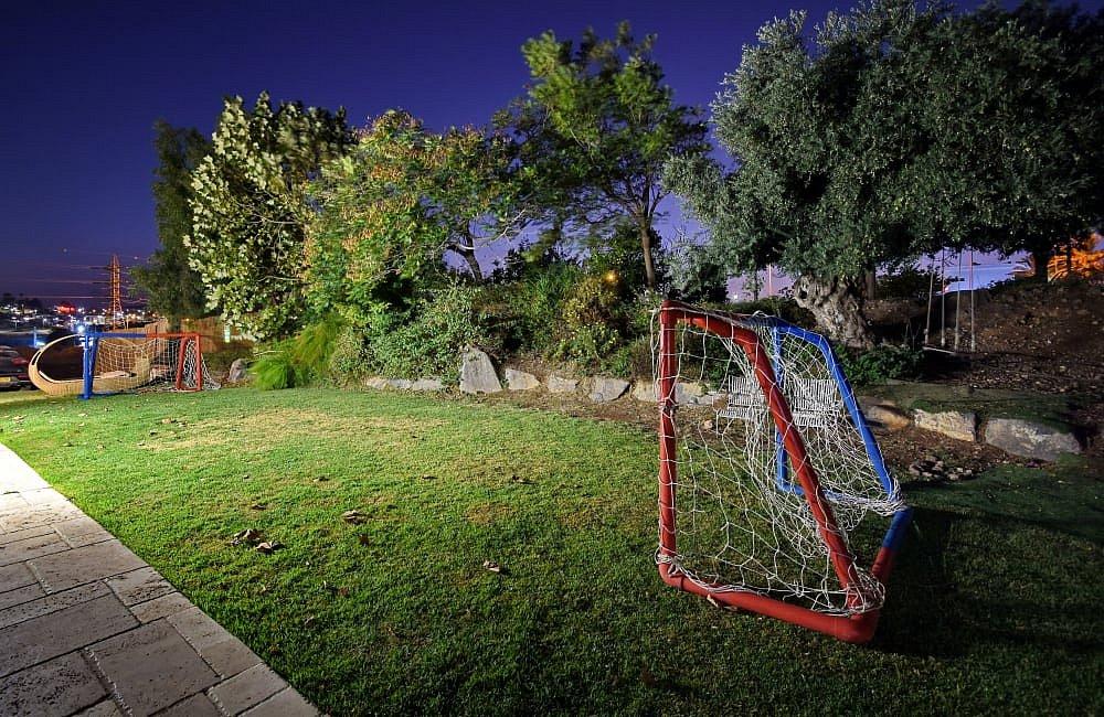 213404 גלרית חוץ, וילה מצפה הוד, וילה  בפוריה כפר עבודה וילות - Vila 4 U