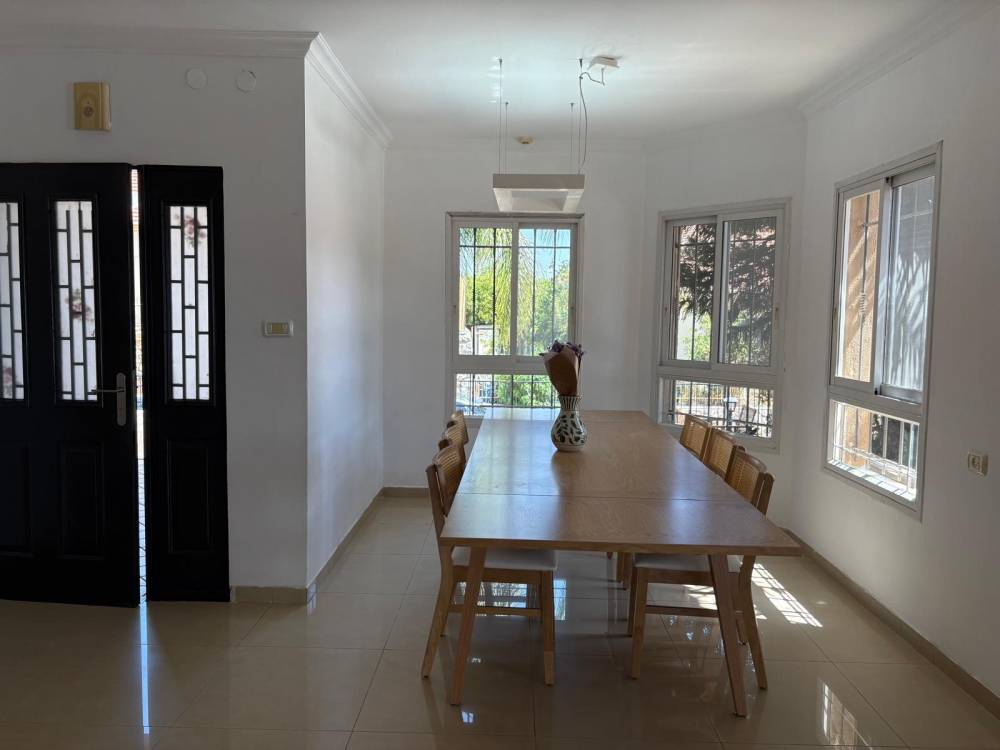 213635 גלרית פנים, וילה נוף להרים, וילה  בקרית שמונה וילות - Vila 4 U