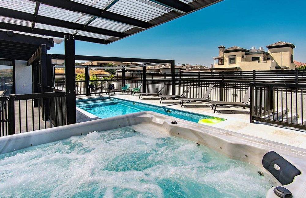 214328 גלריה כללית, וילה מיכליס, וילה  בספסופה וילות - Vila 4 U