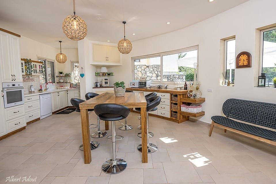 214374 גלריית פנים, וילה פיטנגו, וילה  בכפר ורדים וילות - Vila 4 U