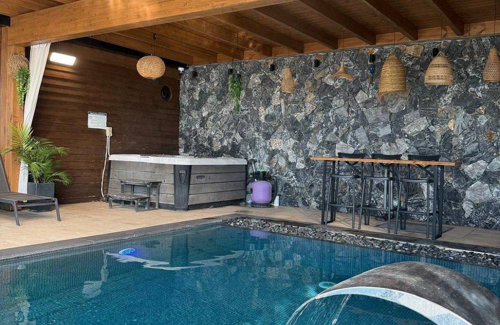 214732 גלרית חוץ, אחוזת עץ הזית, וילה  בירכא וילות - Vila 4 U