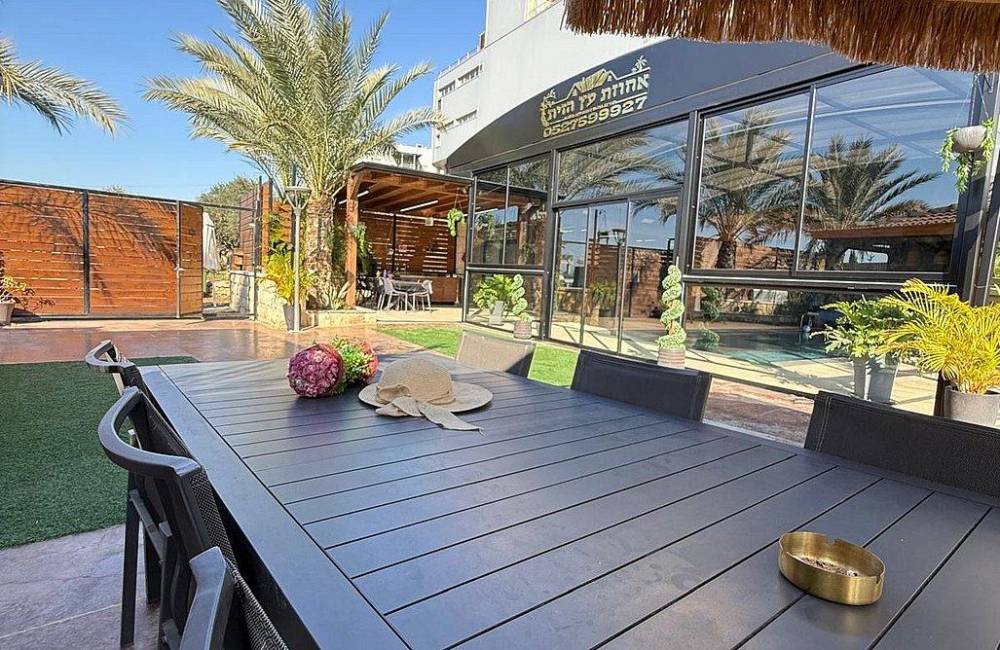 214737 גלרית חוץ, אחוזת עץ הזית, וילה  בירכא וילות - Vila 4 U