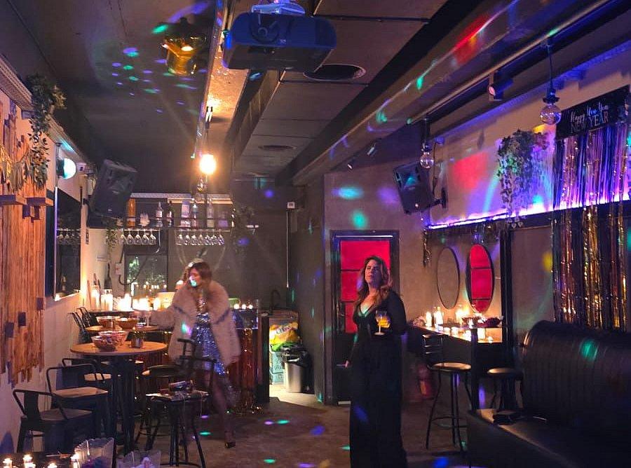 215054 אירועים במתחם, סטיי לופט - Stay Loft, וילה  בגבעתיים וילות - Vila 4 U