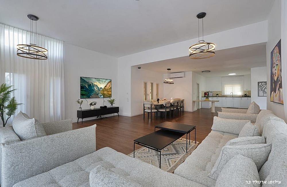 215376 גלריה כללית, וילה אופק, וילה  במנות וילות - Vila 4 U