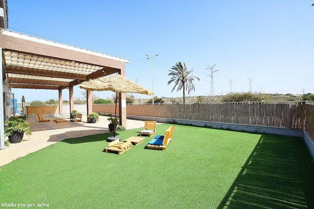 215597 המתחם החיצוני, מתחם גולד לופט, וילה  בחדרה וילות - Vila 4 U