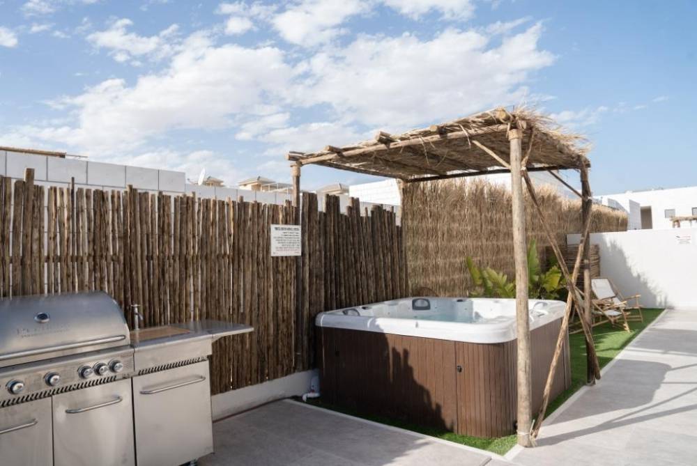 215812 המתחם החיצוני, אלה סאן - וילה שיטה, וילה  באילת וילות - Vila 4 U