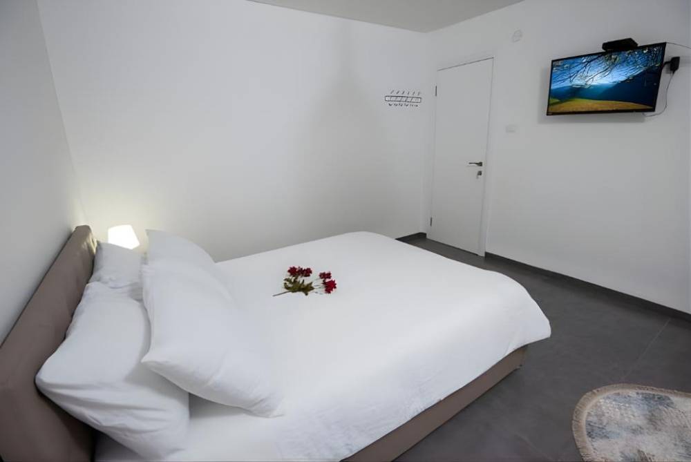 216060 המתחם הפנימי והחדרים, וילה גליו בגליל, וילה  בספסופה וילות - Vila 4 U