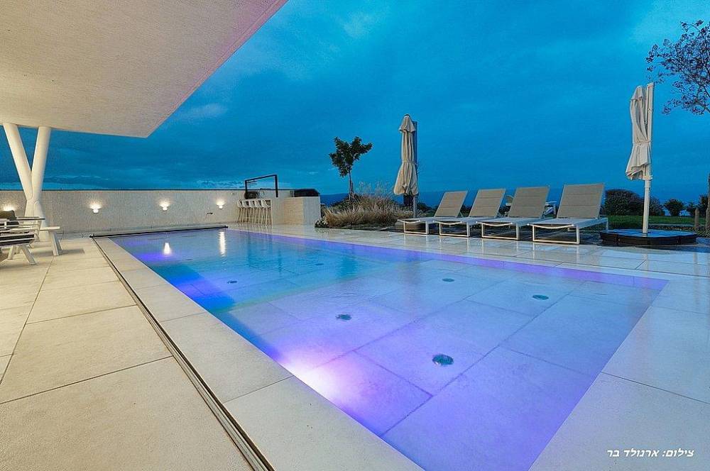 216278 סאן ריזורט - המתחם החיצוני בערב, סאן ריזורט, וילה  באמנון וילות - Vila 4 U