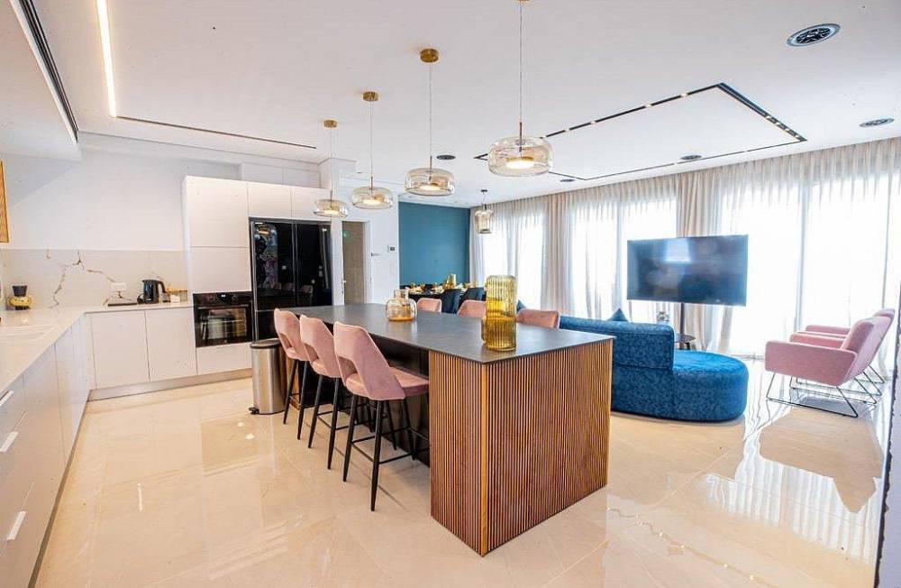 216316 גלרית פנים, פנטהאוז יורו מרינה, וילה  באשקלון וילות - Vila 4 U