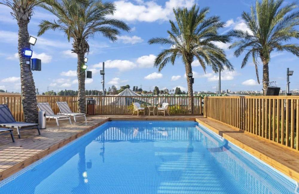 216492 גלריה כללית, טולום ריזורט, וילה  בראשון לציון וילות - Vila 4 U