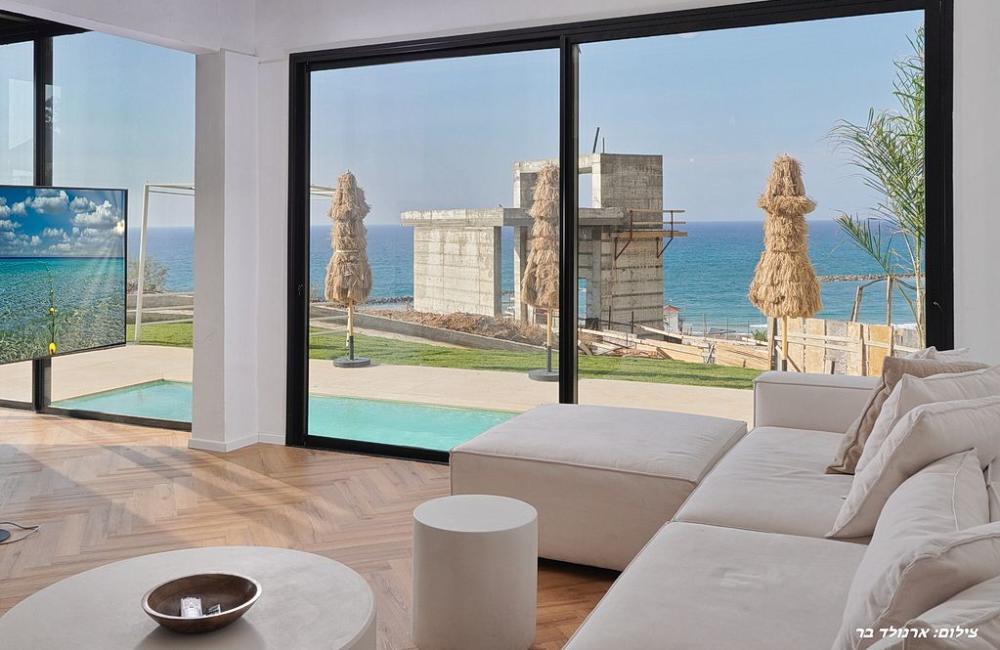 216878 גלרית פנים, וילת צוקי ים, וילה  בנתניה וילות - Vila 4 U