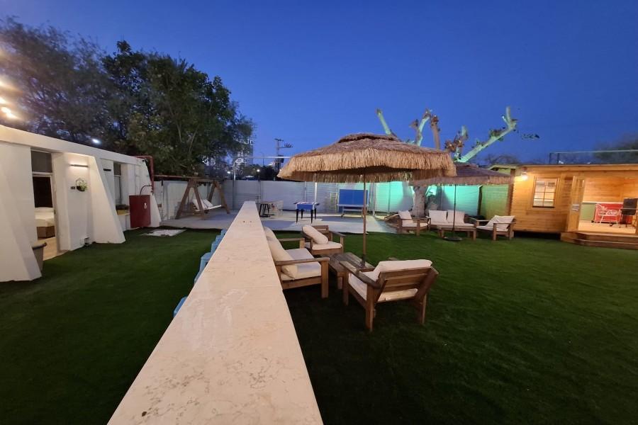 217150 מתחם חיצוני הבריכה והג'קוזי, כפר הים, וילה  בנתניה וילות - Vila 4 U