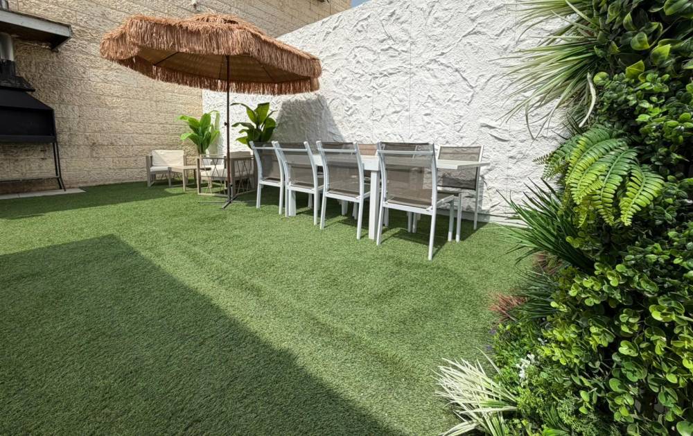 217208 המתחם החיצוני, וילה אופוריה, וילה  באור עקיבא וילות - Vila 4 U