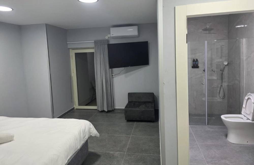 217941 פנים הוילה והחדרים, וילה קינג בוטיק, וילה  בירכא וילות - Vila 4 U