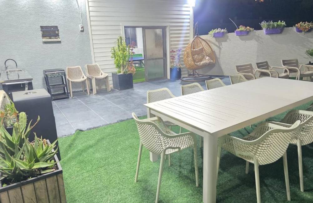 217963 מתחם הבריכה והחצר, וילה קינג בוטיק, וילה  בירכא וילות - Vila 4 U