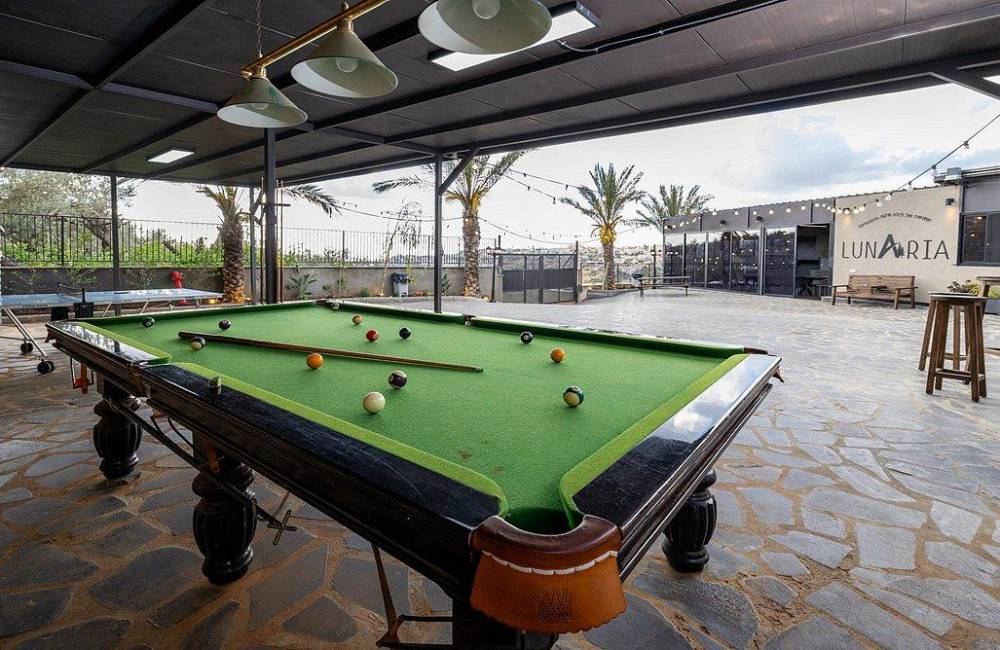 218666 מתחם חיצוני, אחוזת לונריה, וילה  בירכא וילות - Vila 4 U