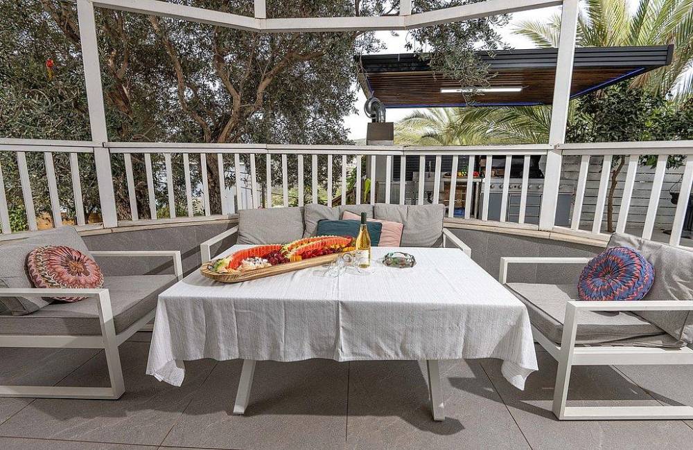 218762 גלריה כללית, וילה ספא ריש, וילה  בירכא וילות - Vila 4 U