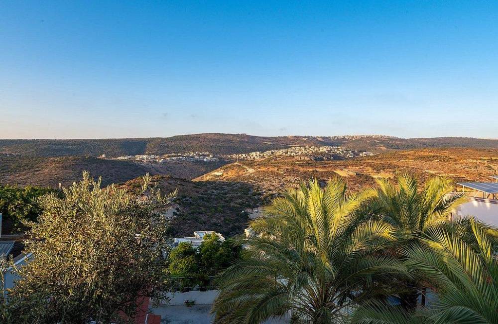 218819 מתחם חיצוני, וילה ספא ריש, וילה  בירכא וילות - Vila 4 U