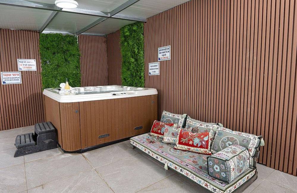 218863 מתחם חיצוני, וילה ספא ריש, וילה  בירכא וילות - Vila 4 U